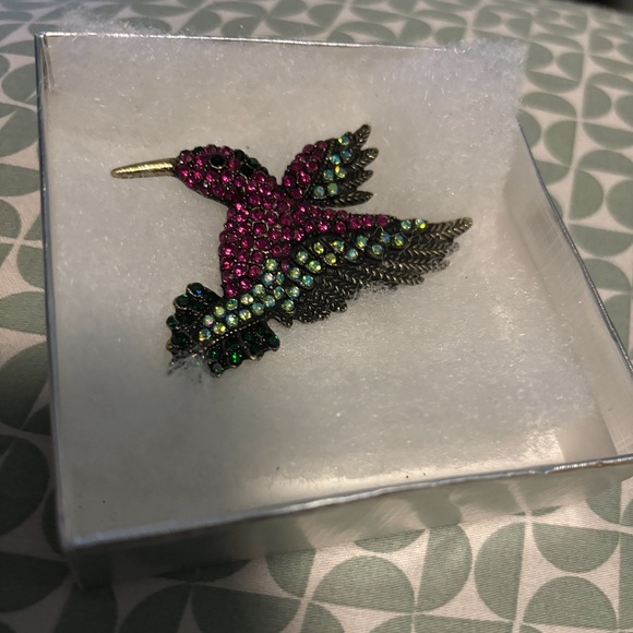 Nice Hummingbird Brooch - Picture 2 of 2